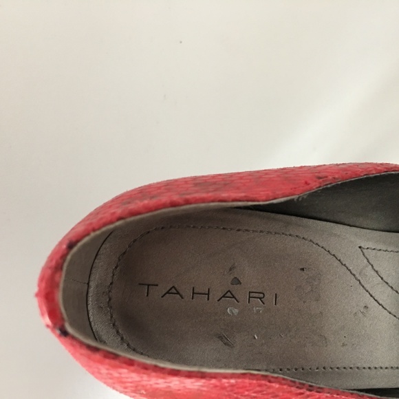 TAHARI Heels ♥️️ - Picture 8 of 8